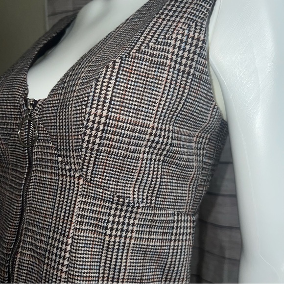 overall dress - Picture 5 of 6